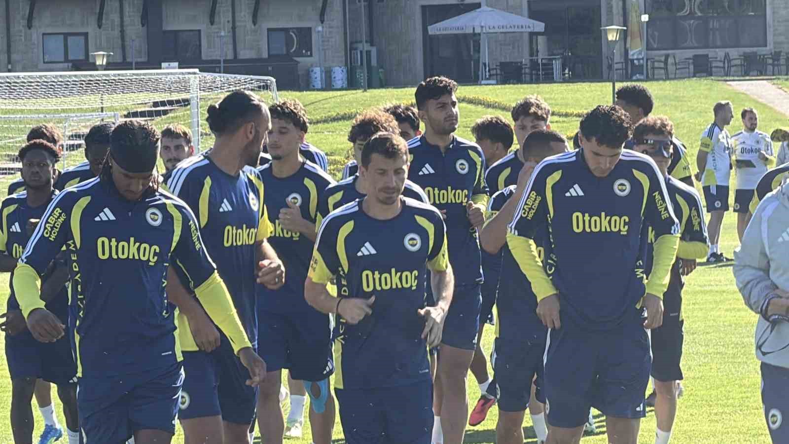 Topuk Yaylası’nda sarı-lacivert coşku: Fenerbahçe’yi 20 bin taraftar yalnız bırakmadı