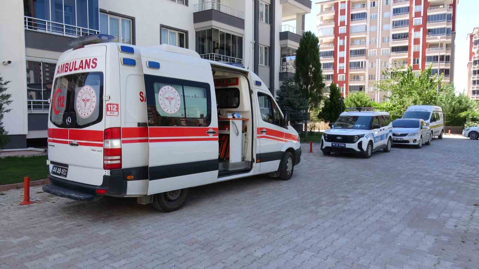 Bir hafta önce taşındığı evde ölü bulundu