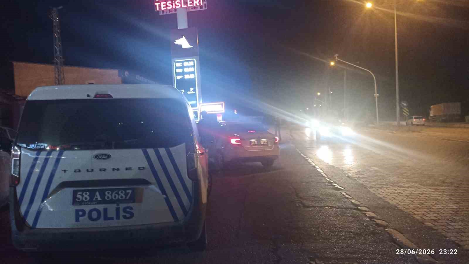 Sivas’ta sözlü tartışma silahlı kavgaya döndü: 1 ağır yaralı