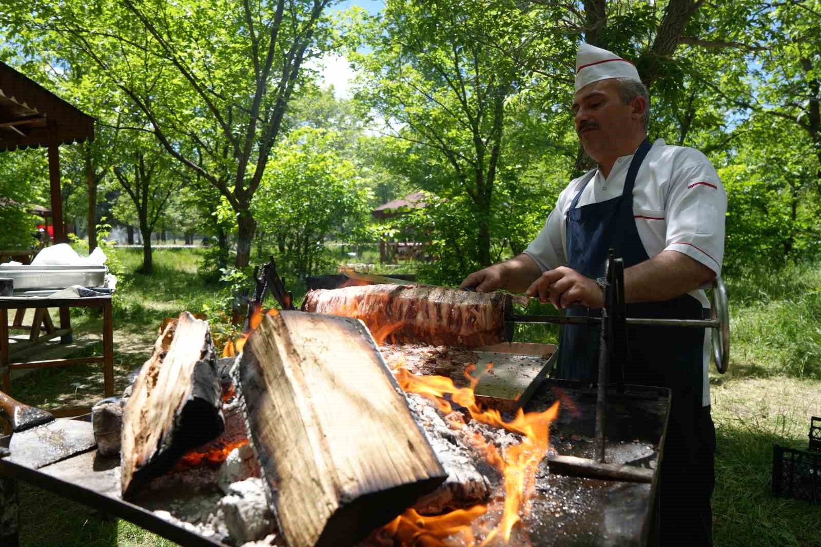 Palandöken Kızılay’dan örnek program