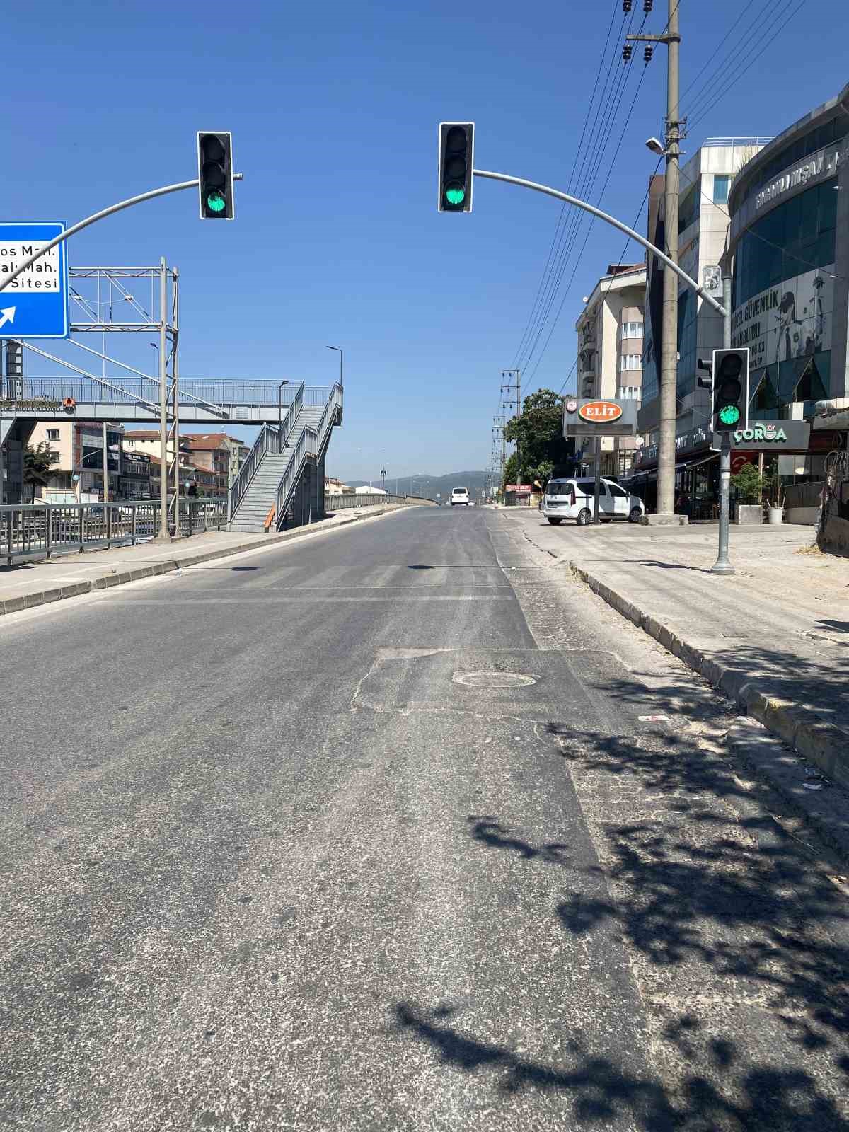 Kocaeli’de yayaya motosiklet çarptı: 2 ağır yaralı