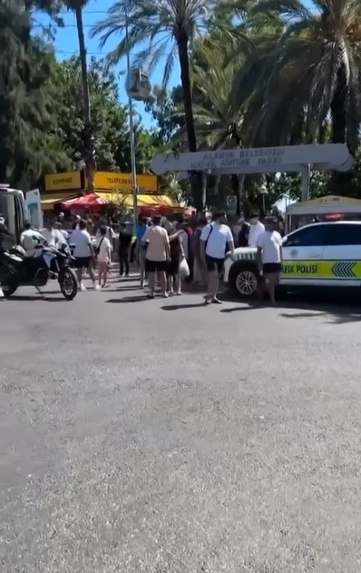 Alanya’da tartışma cinayetle bitti: 1 ölü, 3 şüpheli adliyeye sevk edildi