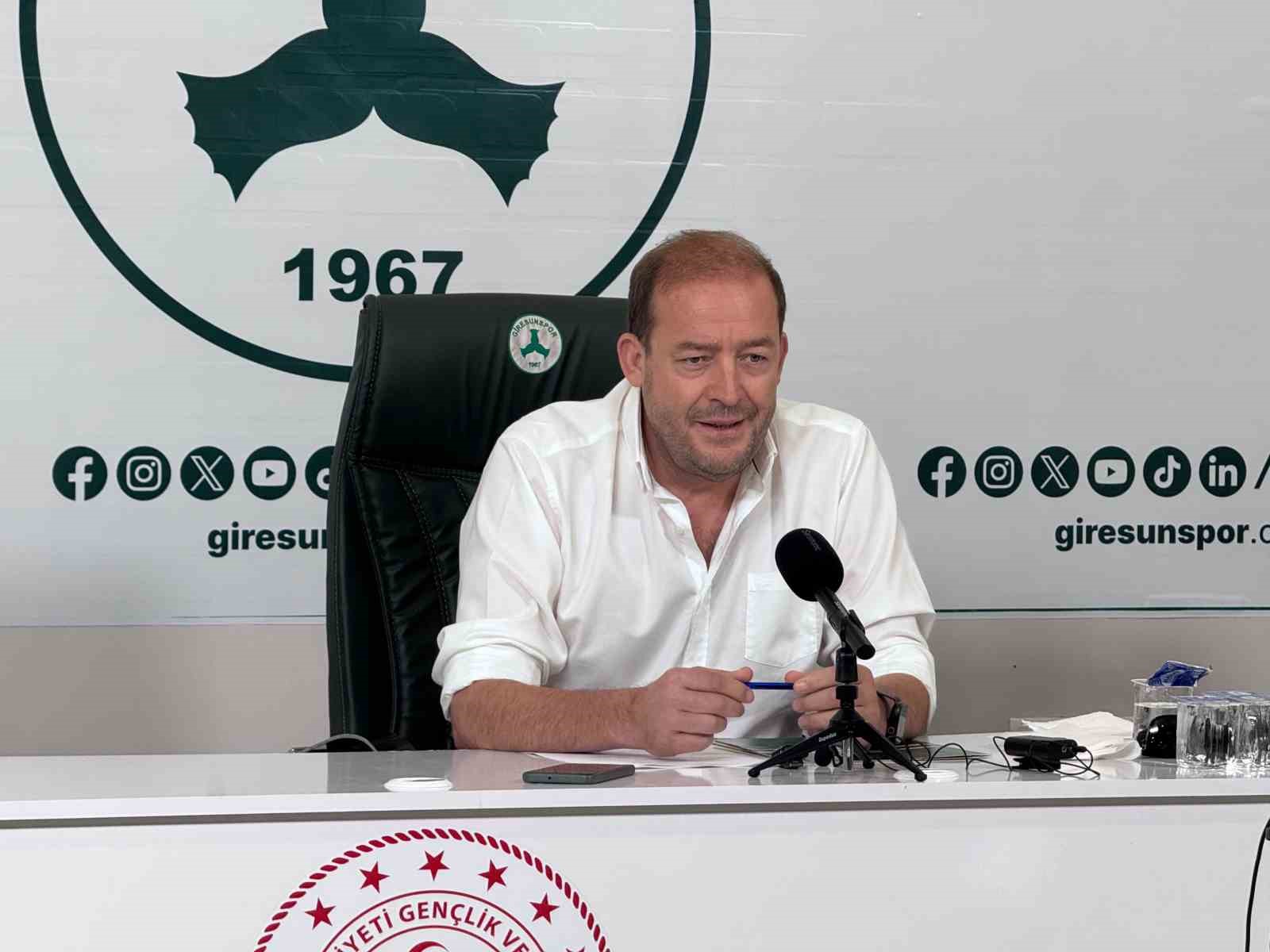 Başkan Eltuğral: "Bu kulüple beraber ya ben de batacağım ya da bu kulübü layık olduğu yere getireceğim"