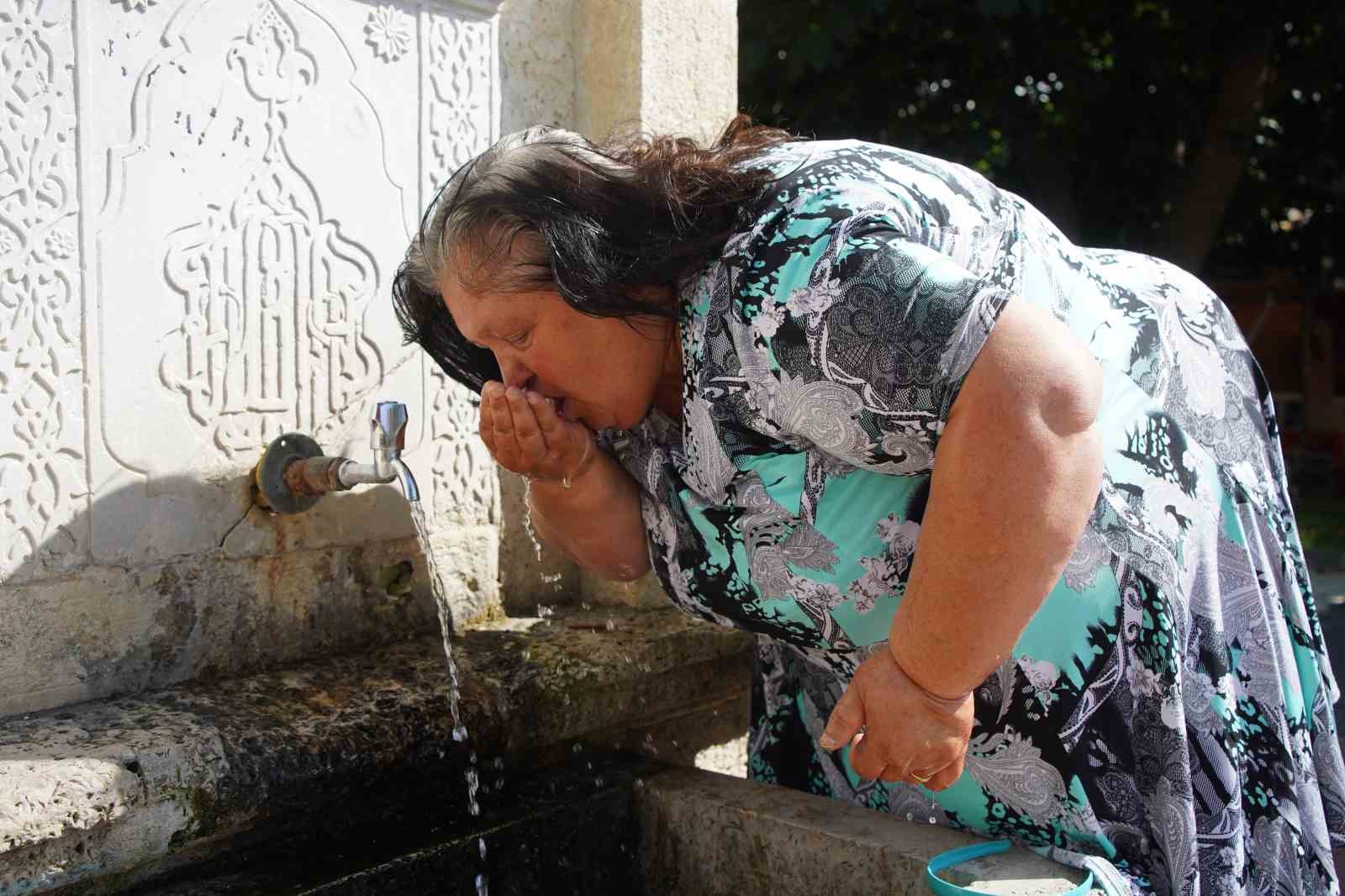 Edirne sıcaktan kavruldu: Cadde ve sokaklar boş kaldı