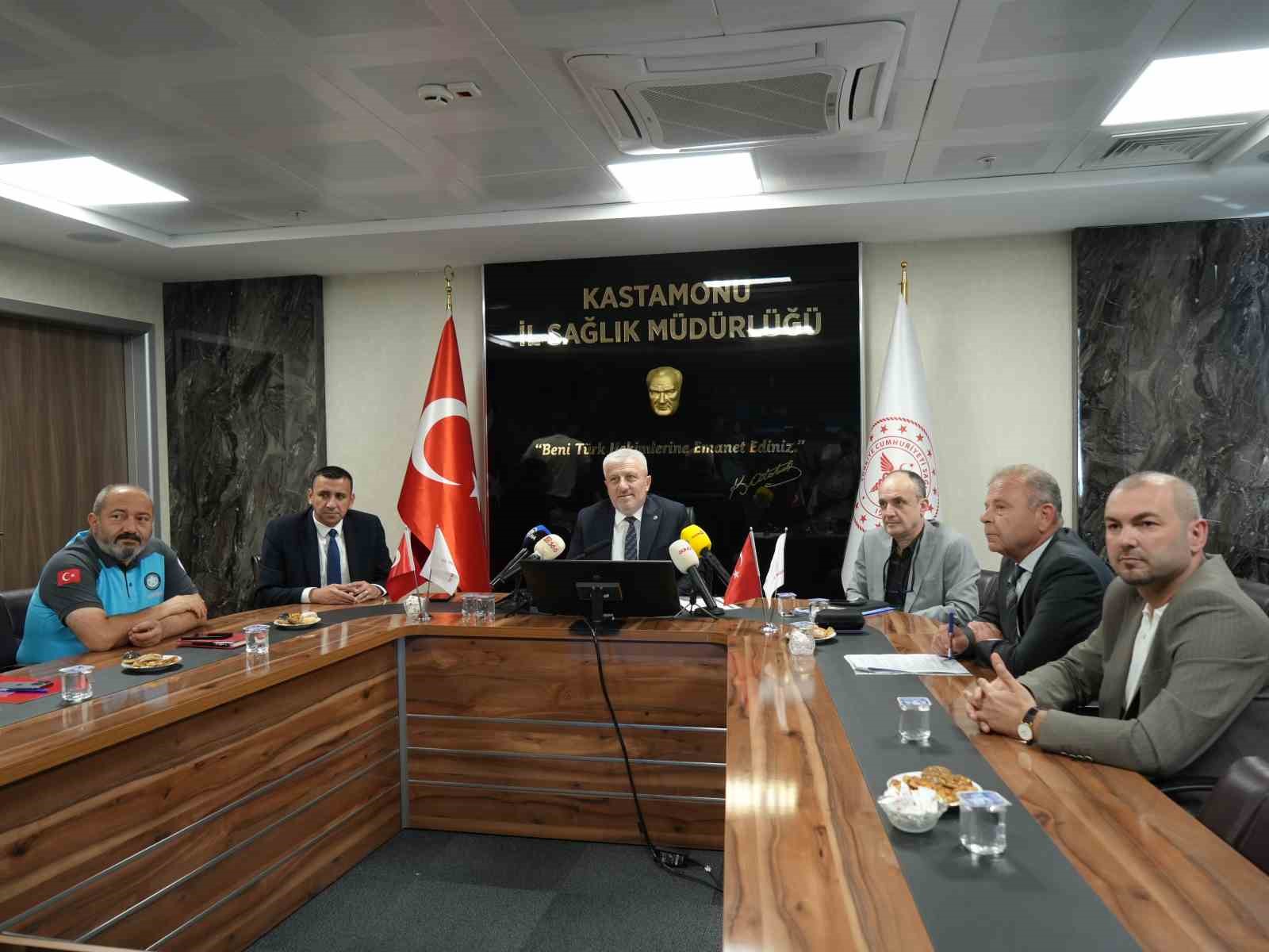 Kastamonu İl Sağlık Müdürü Dr. Yavuzyılmaz: "Herhangi bir hastanenin kapatılması ya da tabelasının indirilmesi söz konusu değildir"