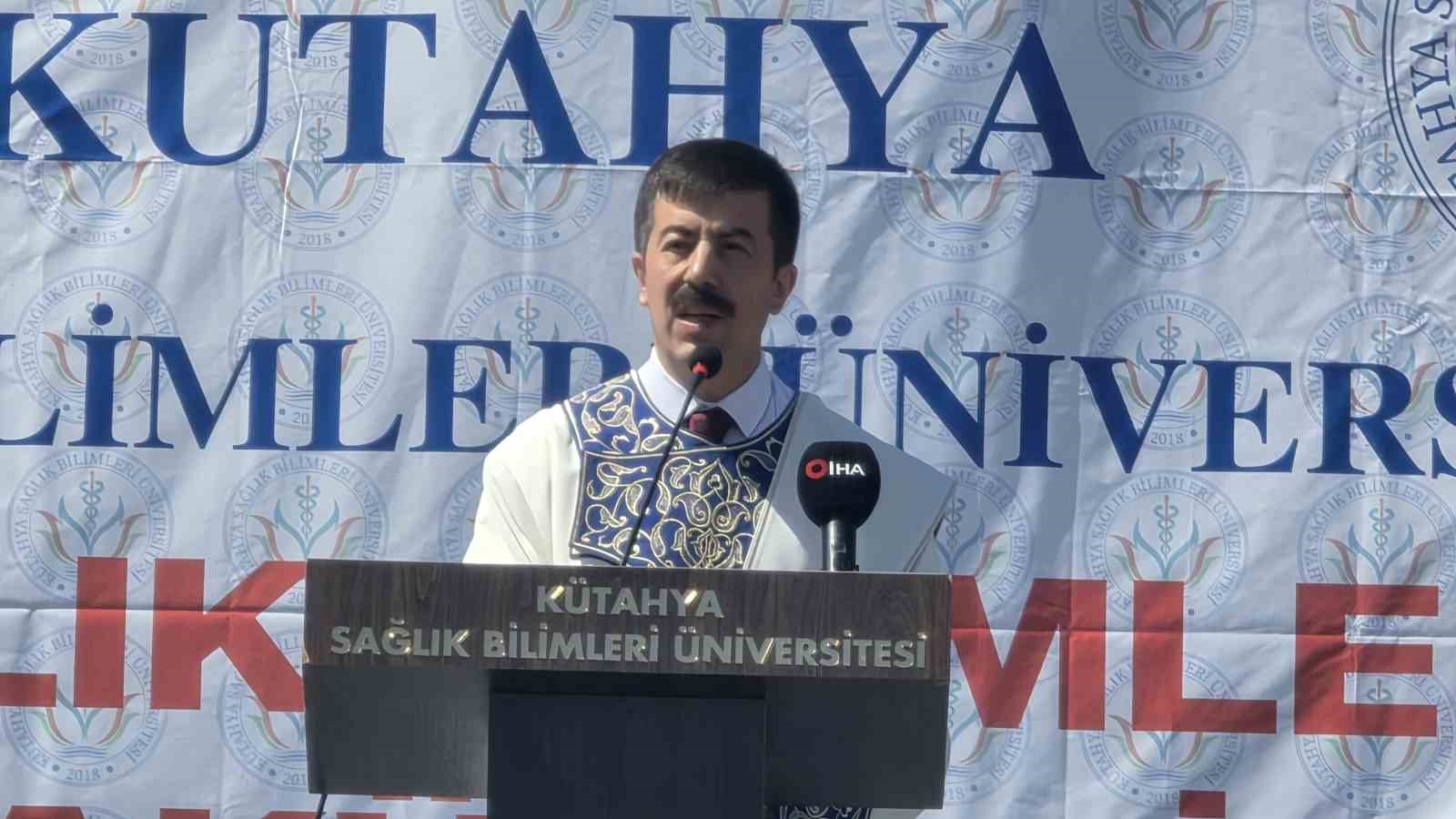 Kütahya’dan sağlık ordusuna 541 yeni mezun