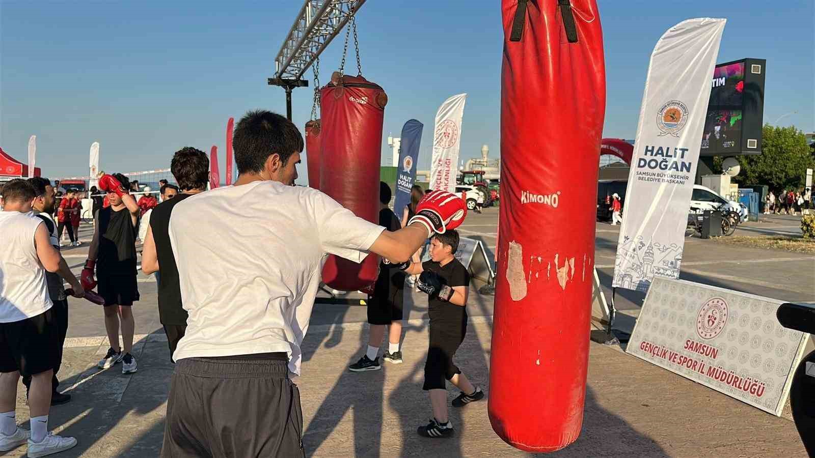 Samsun’da Yaz Spor Okulları coşkuyla açıldı