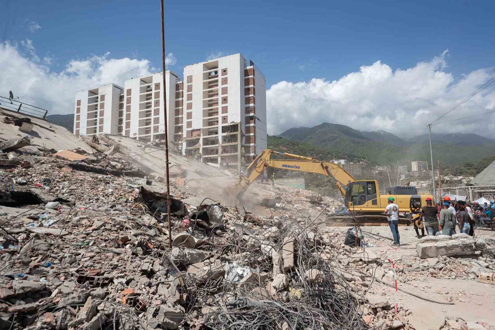 Venezuela’daki depremlerde can kaybı bin 719’a yükseldi.