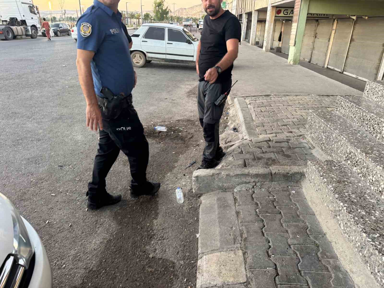 Birecik’te bıçaklı kavga: 1 yaralı