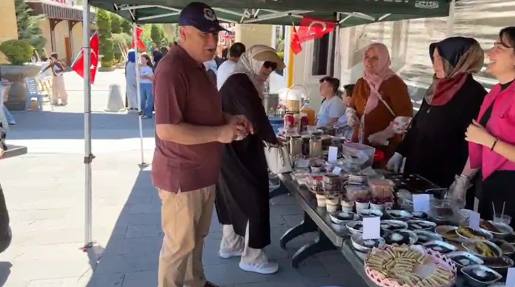 Çamlıdere’de Gazze için yardım sergisi düzenlendi