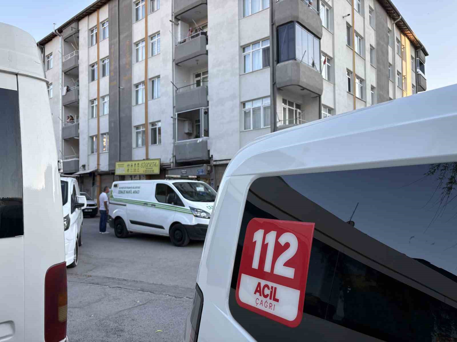 Kayseri’de intihar