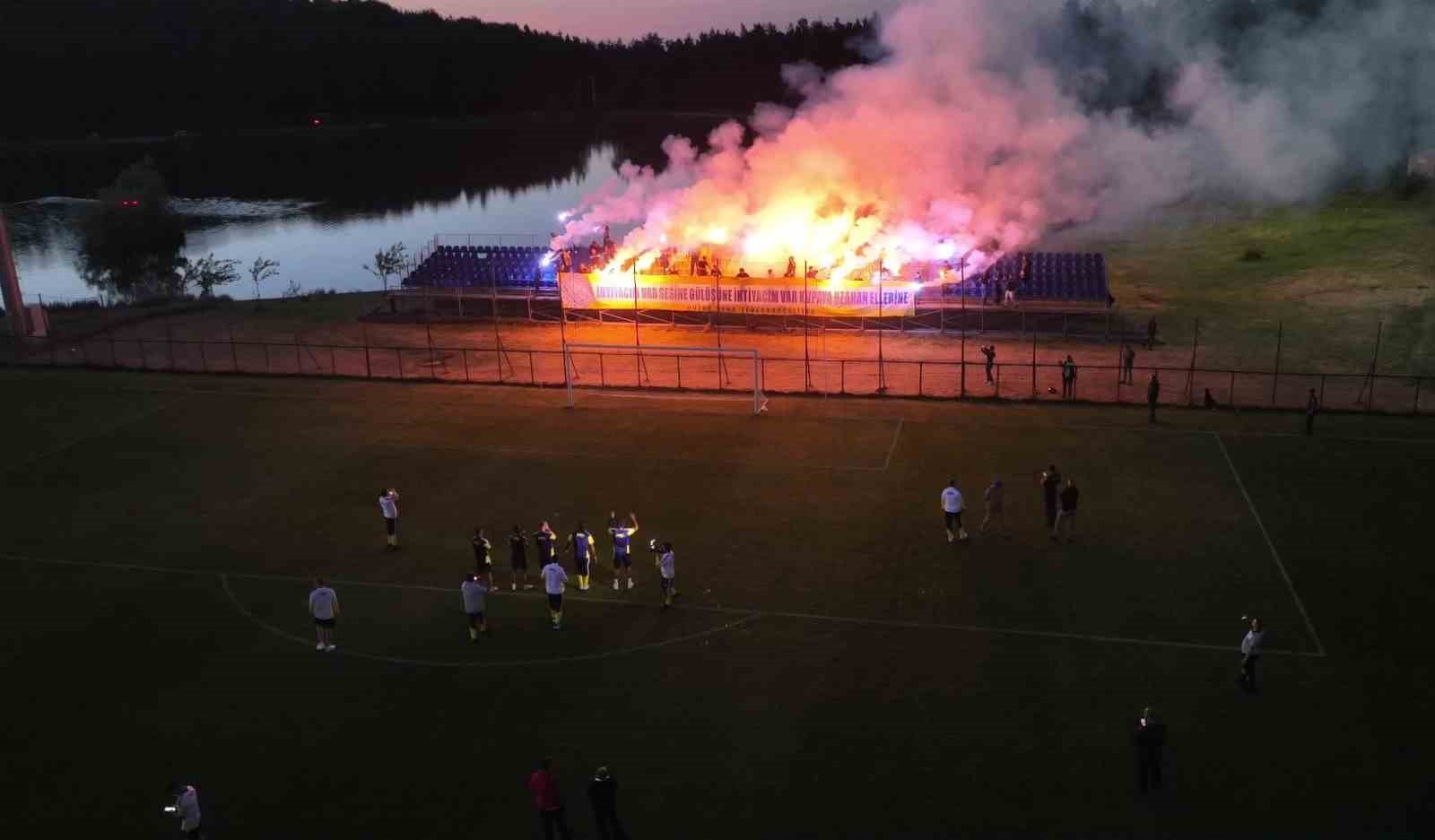Fenerbahçeli futbolculara taraflardan akşam sürprizi