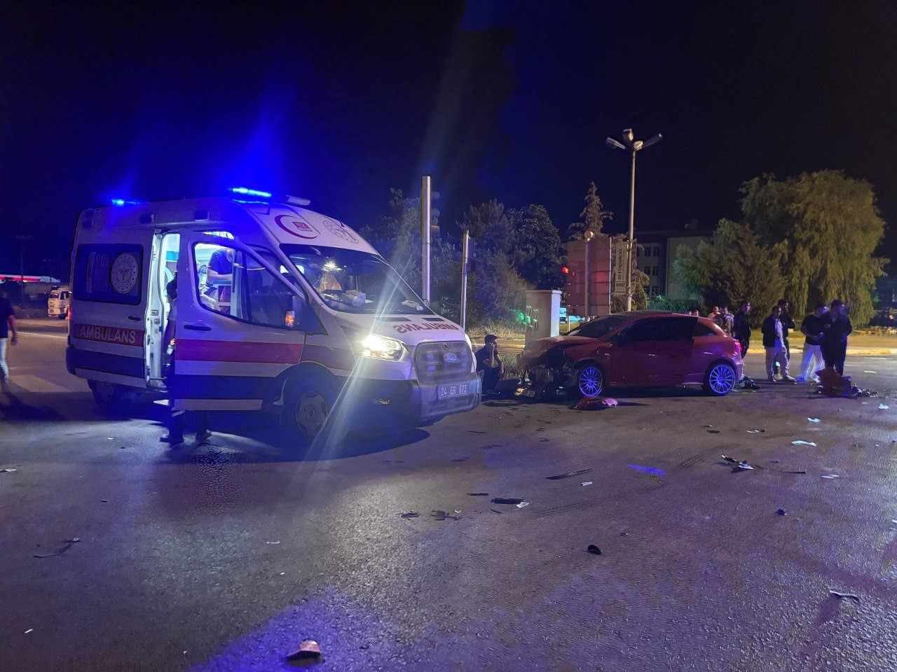 Erzincan’da iki aracın çarpıştığı kazada 2 kişi yaralandı