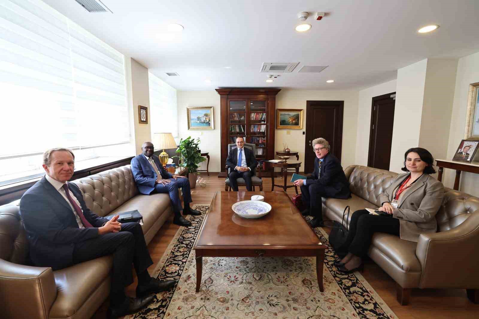 Bakan Yardımcısı Bozay, BM’nin Kıbrıs Özel Temsilcisi Diagne’yi kabul etti