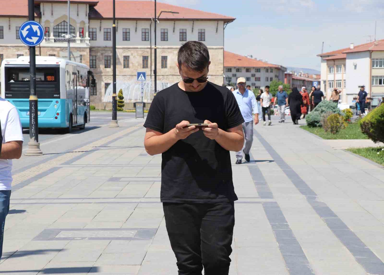 Uzmanı uyardı: "Günümüzde artan teknoloji kullanımı, tembellik oluşturabilir"