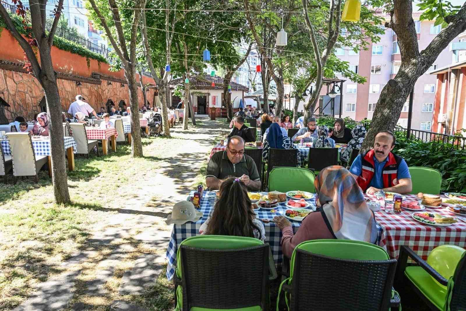 Kastamonu’da koruyucu aileler için program düzenlendi