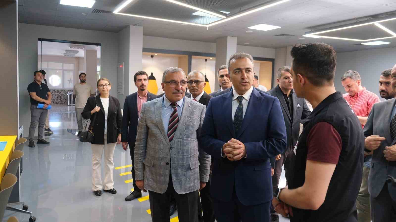 KMÜ’deki Milli Teknoloji Atölyesi’nde yerli teknolojiler geliştiriliyor