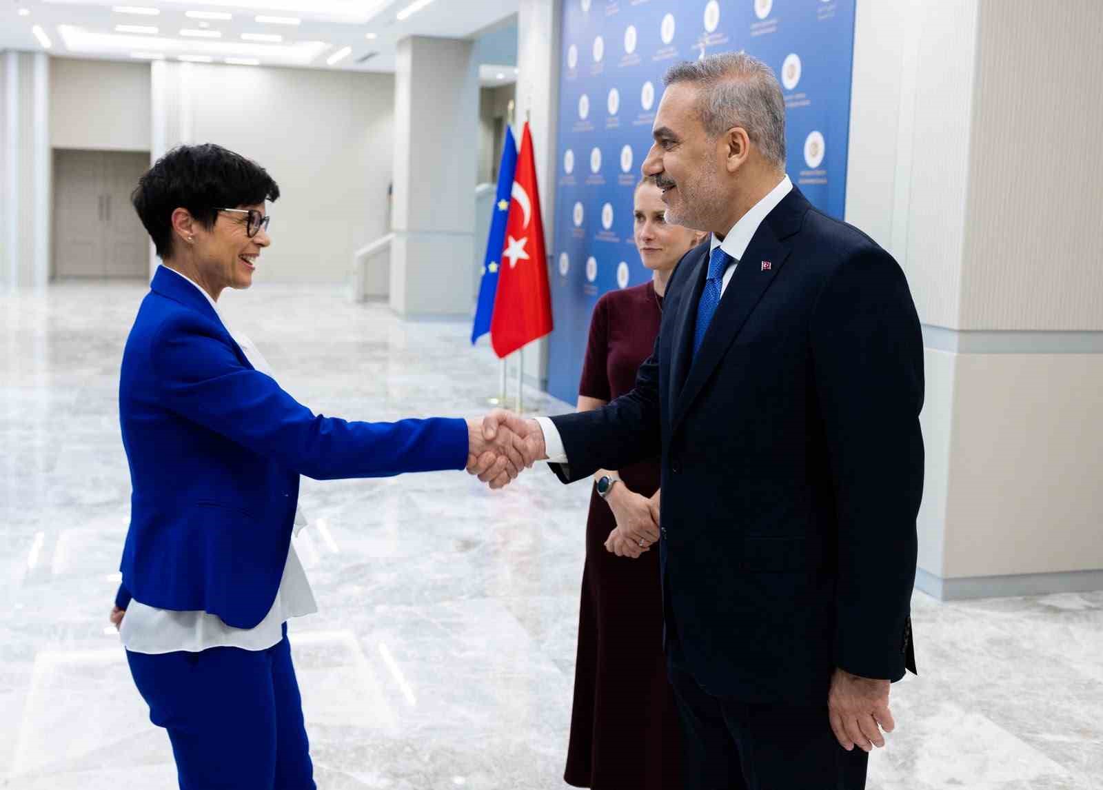 Bakan Fidan, AB Komisyonu Başkan Yardımcısı Kallas ve beraberindeki heyetle bir araya geldi