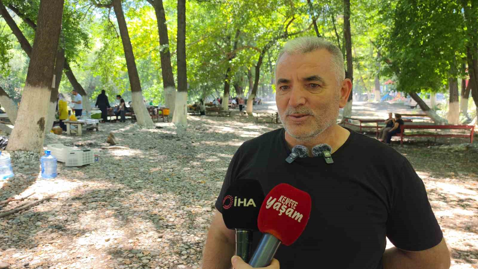 Nazilli’de incir işletmesi çalışanları yeni sezon öncesi eğlendi