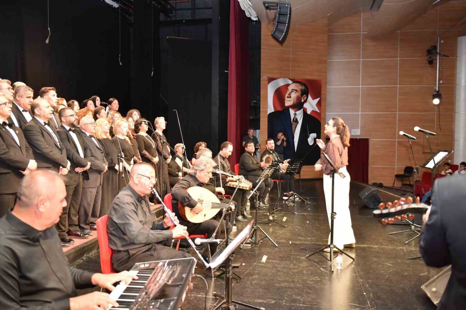 Kepez’de Türk Sanat Müziği rüzgârı esti