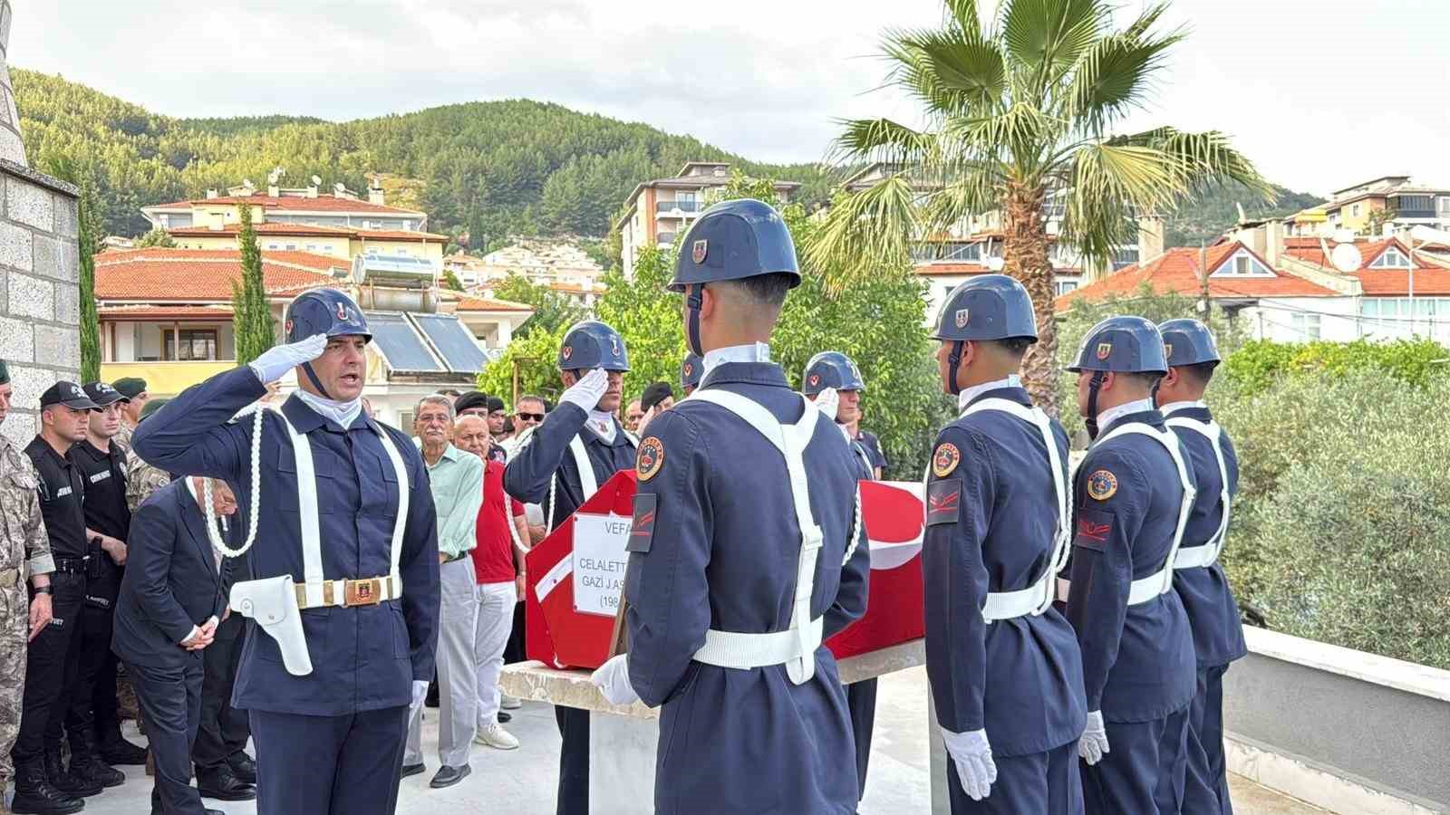 Muğla’da vefat eden gazi törenle son yolculuğuna uğurlandı