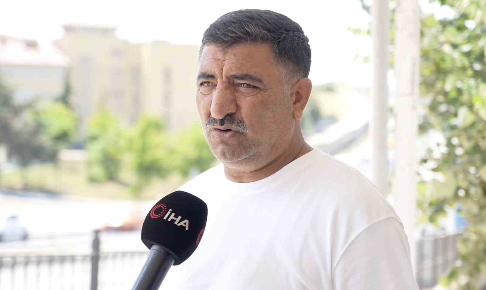 Mahalle muhtarından üst geçit çağrısı: "İnsanlar ölmeden önlem alınsın"