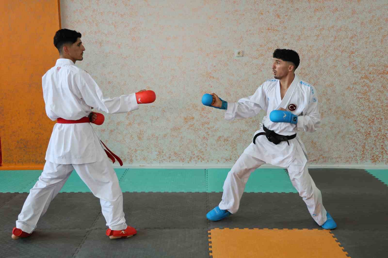 Adanalı milli karateci gözünü olimpiyatlara dikti