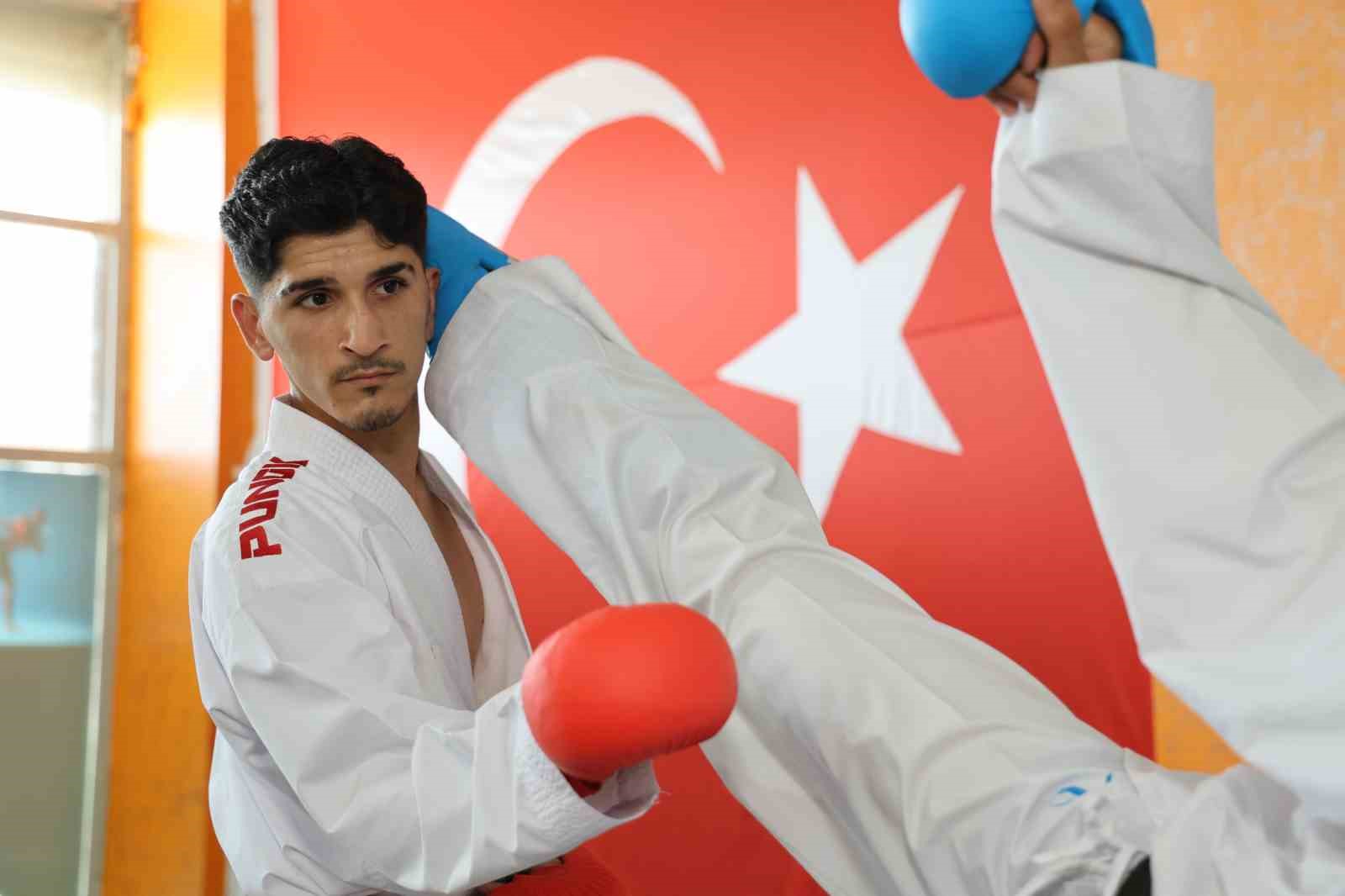 Adanalı milli karateci gözünü olimpiyatlara dikti