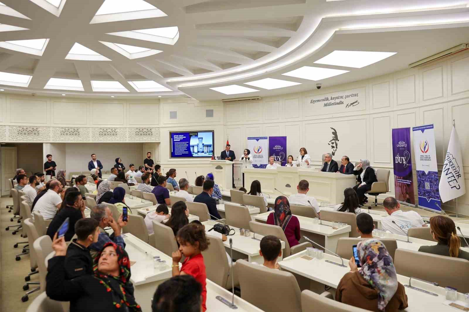 Gaziantep Büyükşehir’den deprem bölgesindeki işitme kayıplı çocuklara umut olan proje