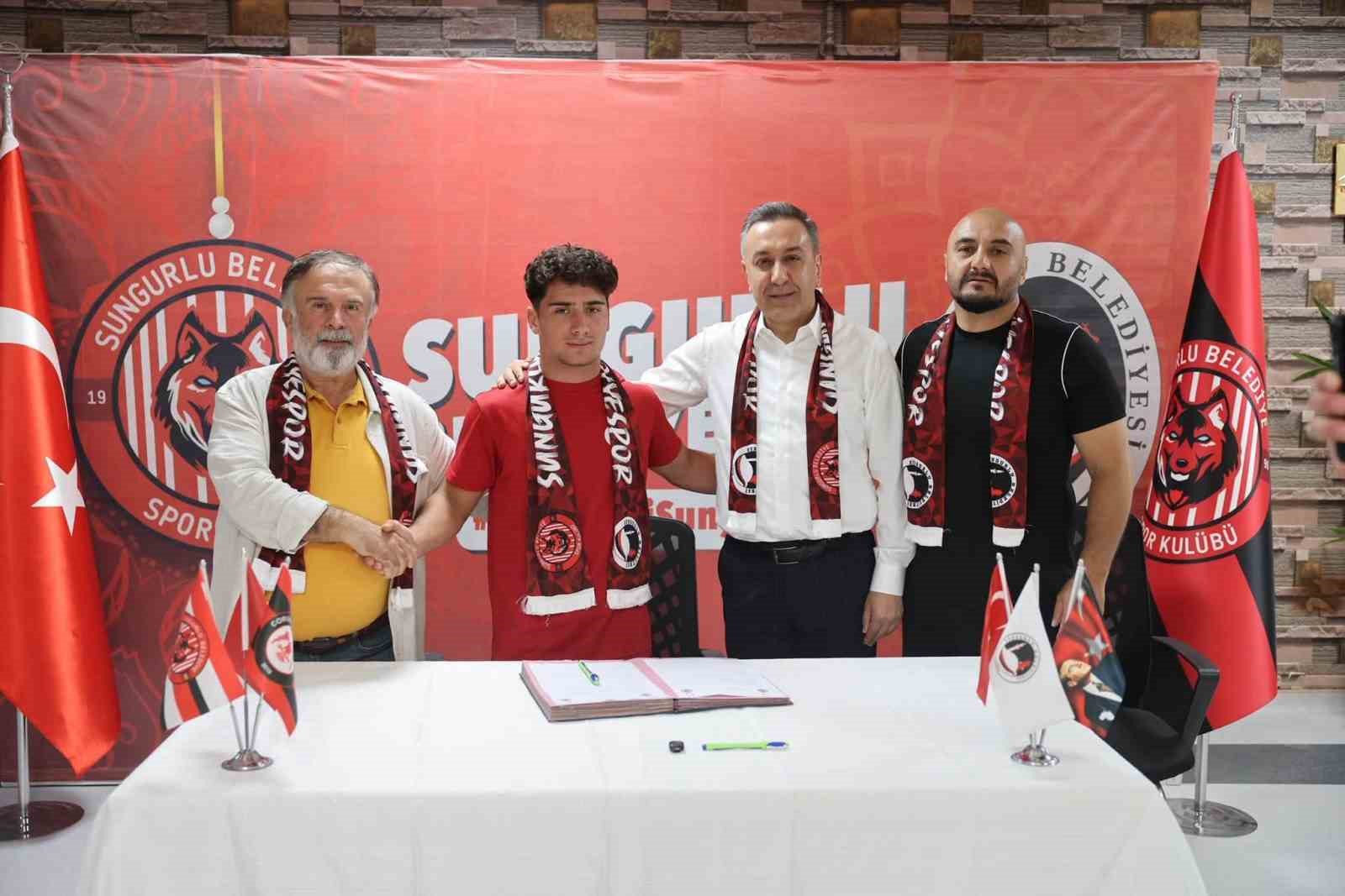Sungurlu Belediyespor güreşte kadrosunu güçlendirdi