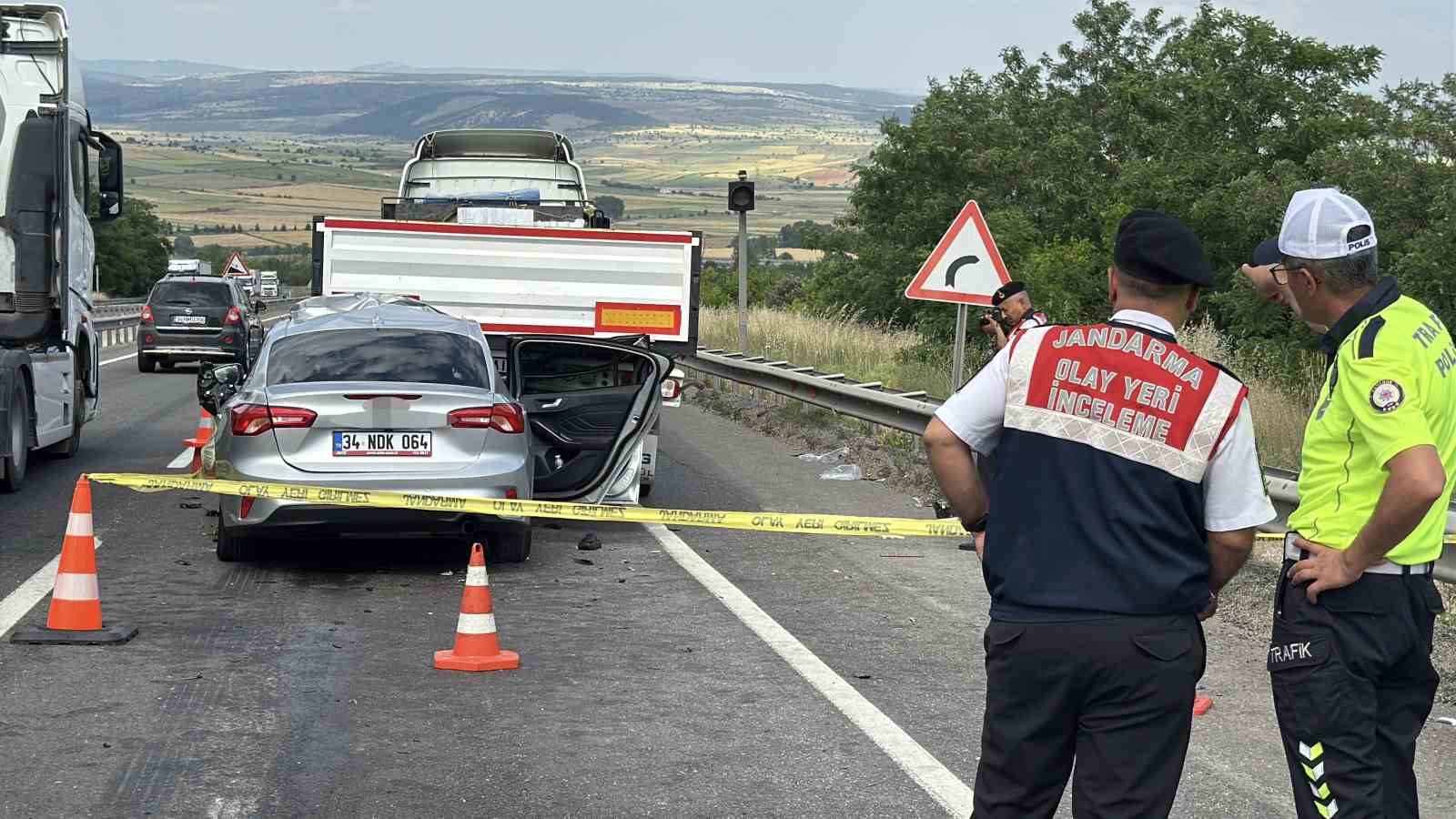 Kemikli Rampaları’nda feci kaza: 1 ölü, 8 yaralı