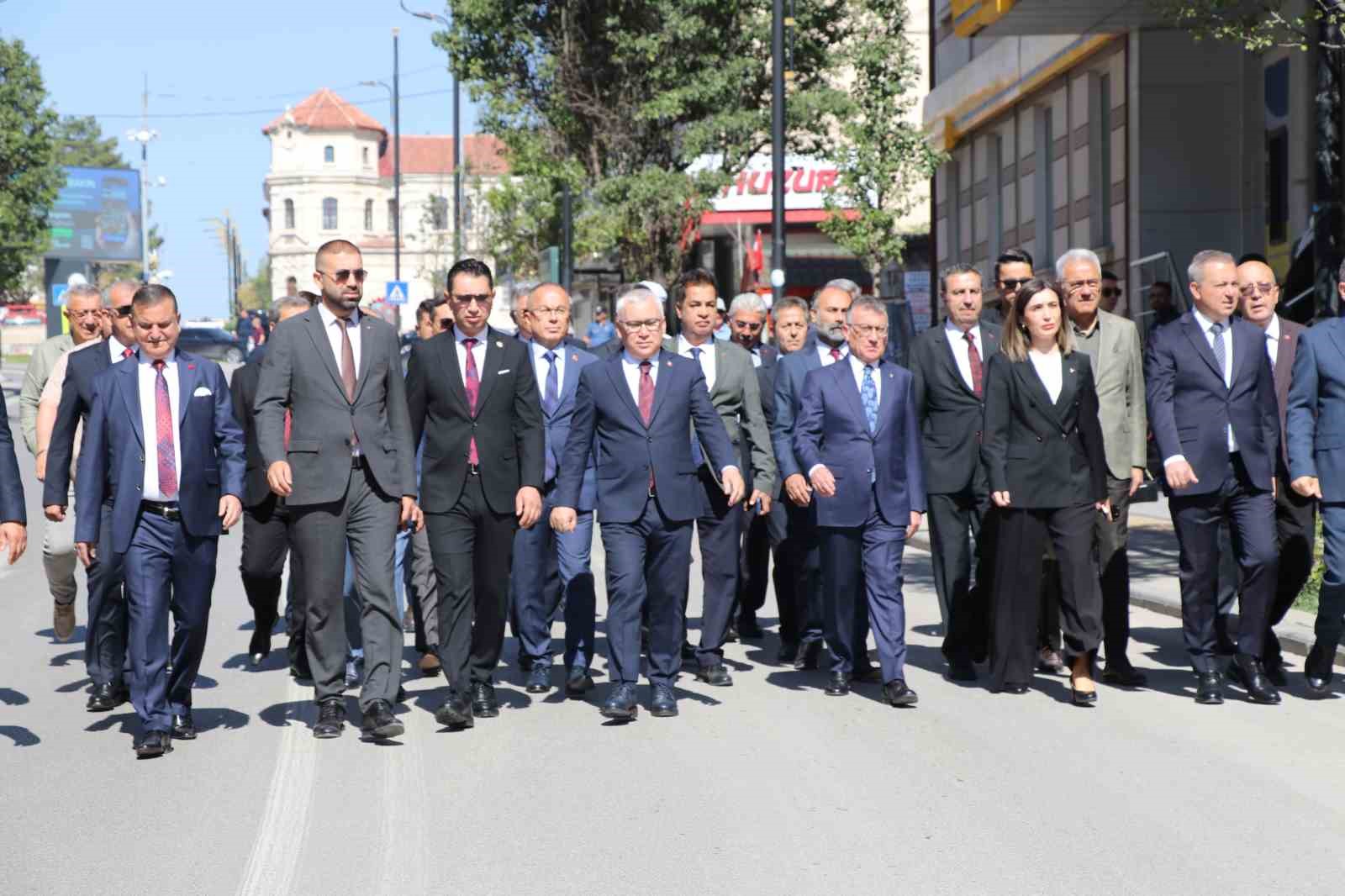 Sivas olaylarında hayatını kaybedenler anıldı