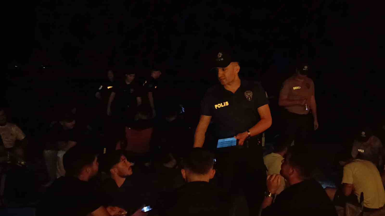 Tekirdağ Emniyeti’nden sahilde "Huzuru Birlikte Koruyalım" çağrısı
