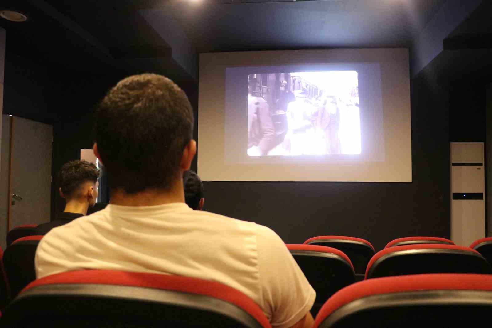 Sinema değişen alışkanlıklara göre kendini yeniliyor