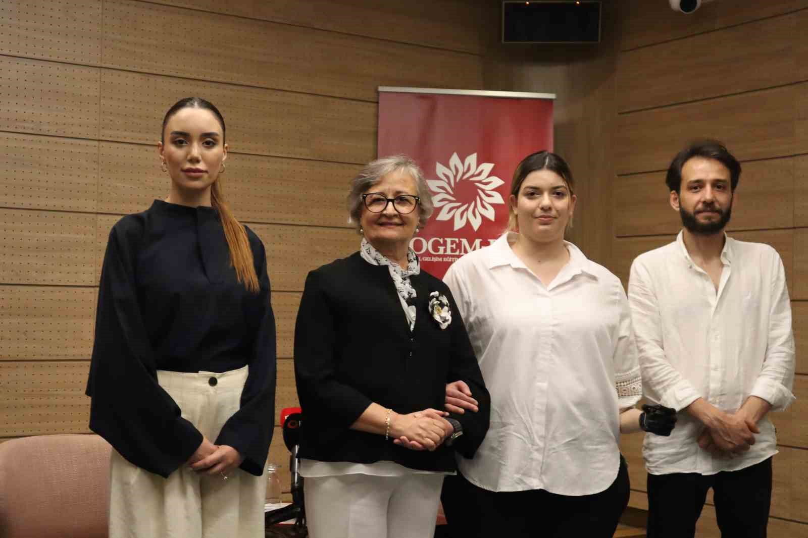 6 Şubat depreminde kolunu kaybeden anne biyonik koluna kavuştu: "En büyük hayalim kızımın saçlarını tarayabilmek"