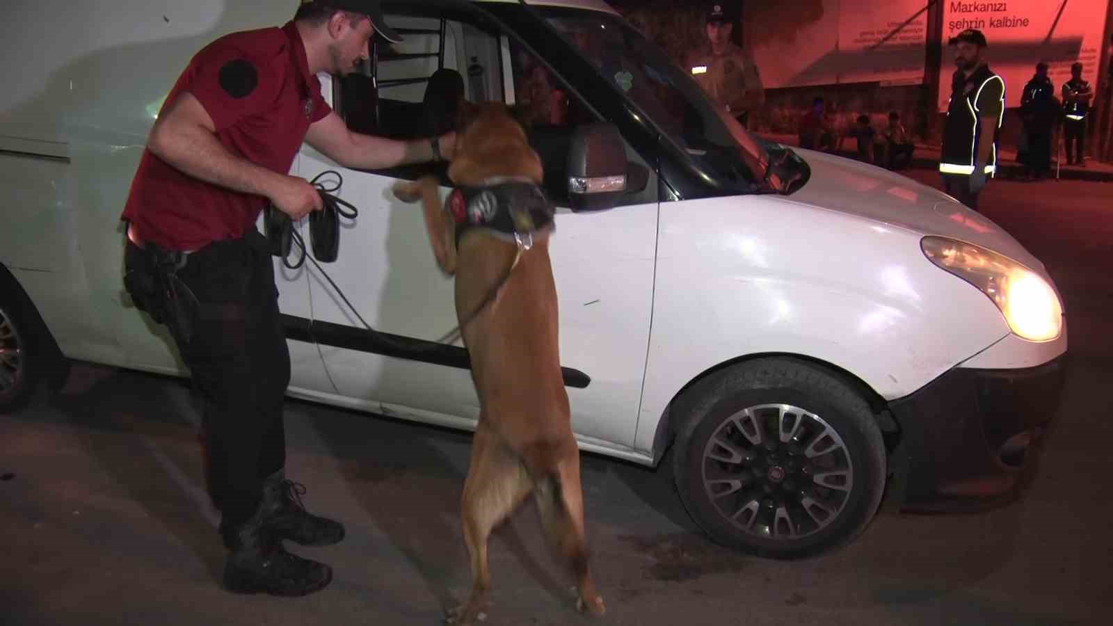 İstanbul Emniyet Müdürü Yıldız, Şişli’deki narkotik ve asayiş denetimine katıldı