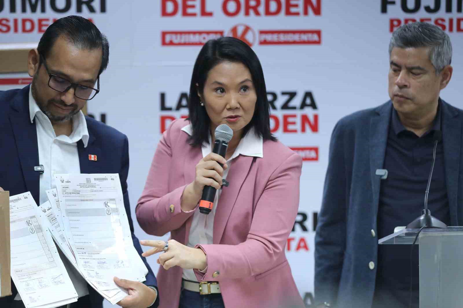 Peru’daki devlet başkanlığı seçimlerini eski Devlet Başkanı Fujimori’nin kızı Keiko Fujimori kazandı