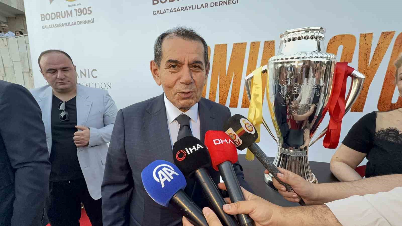 Dursun Özbek: "Şampiyonlar Ligi’nde istediğimiz neticeleri almak üzere bir takım hazırlığı yapıyoruz"
