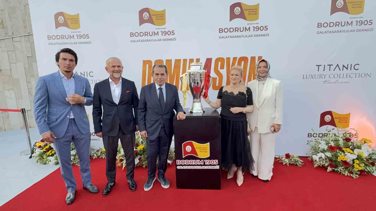 Dursun Özbek: "Şampiyonlar Ligi’nde istediğimiz neticeleri almak üzere bir takım hazırlığı yapıyoruz"