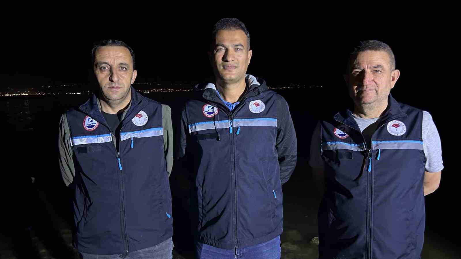 Milyonlarca inci kefali yavrusu Van Gölü’ne dönmeye başladı