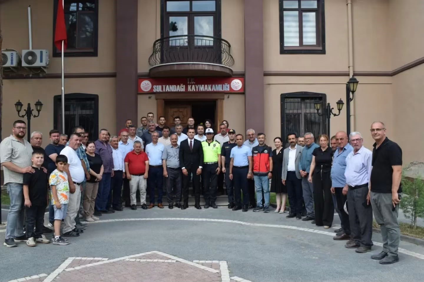 Kaymakam Demirci ilçeye veda etti