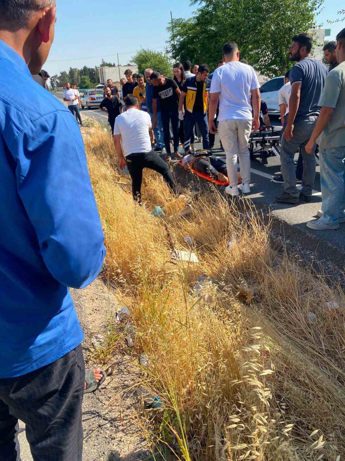 Şanlıurfa’da otomobille motosiklet çarpıştı: 2 yaralı