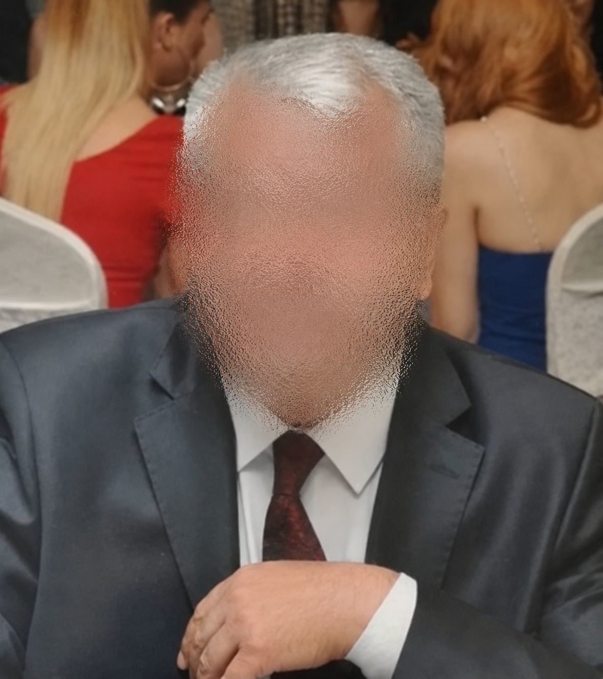 Bıçakla yaraladığı babası tarafından öldürülen saldırganın 8 farklı suçtan kaydı olduğu ortaya çıktı