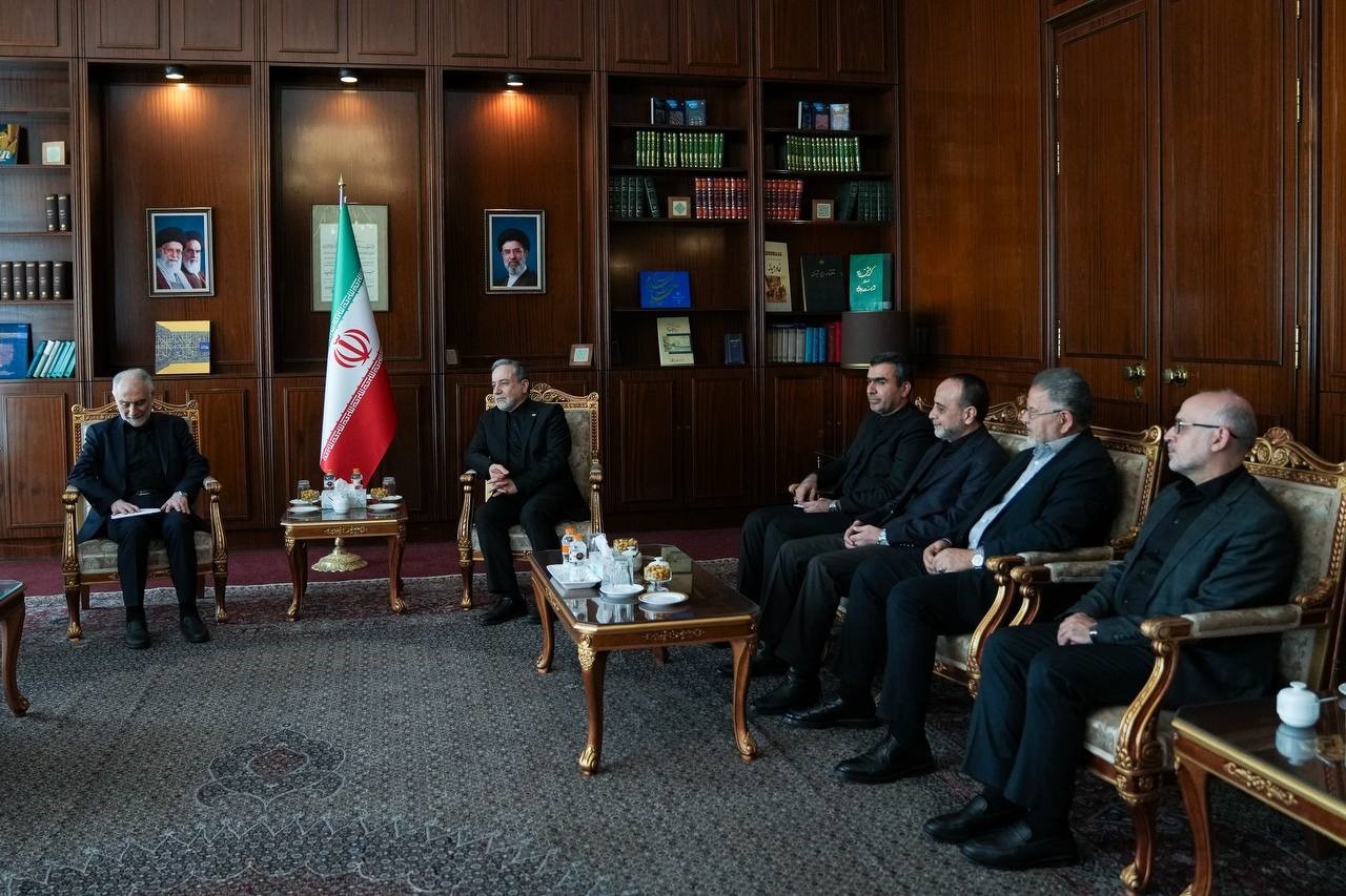 İran Dışişleri Bakanı Arakçi, Hamas ve Hizbullah heyetleriyle bir araya geldi