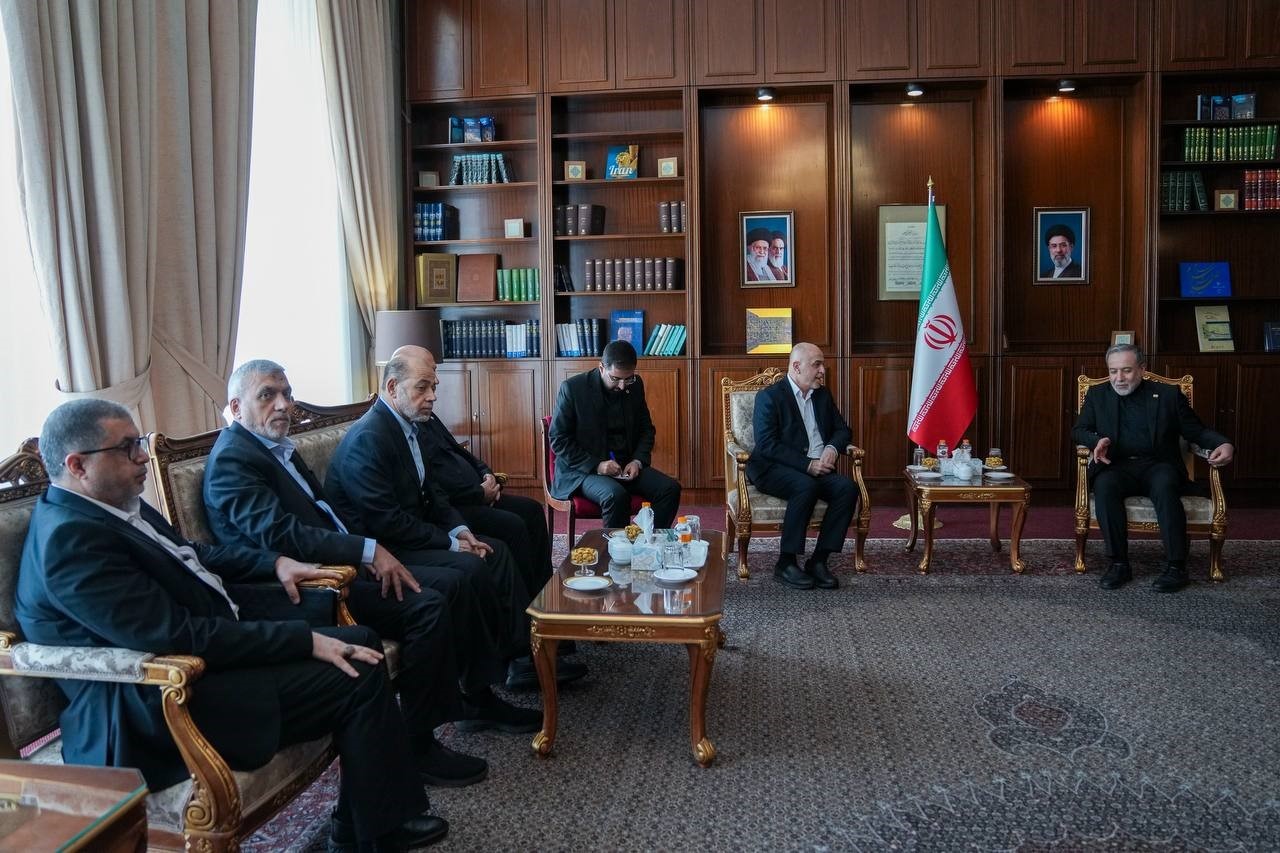 İran Dışişleri Bakanı Arakçi, Hamas ve Hizbullah heyetleriyle bir araya geldi