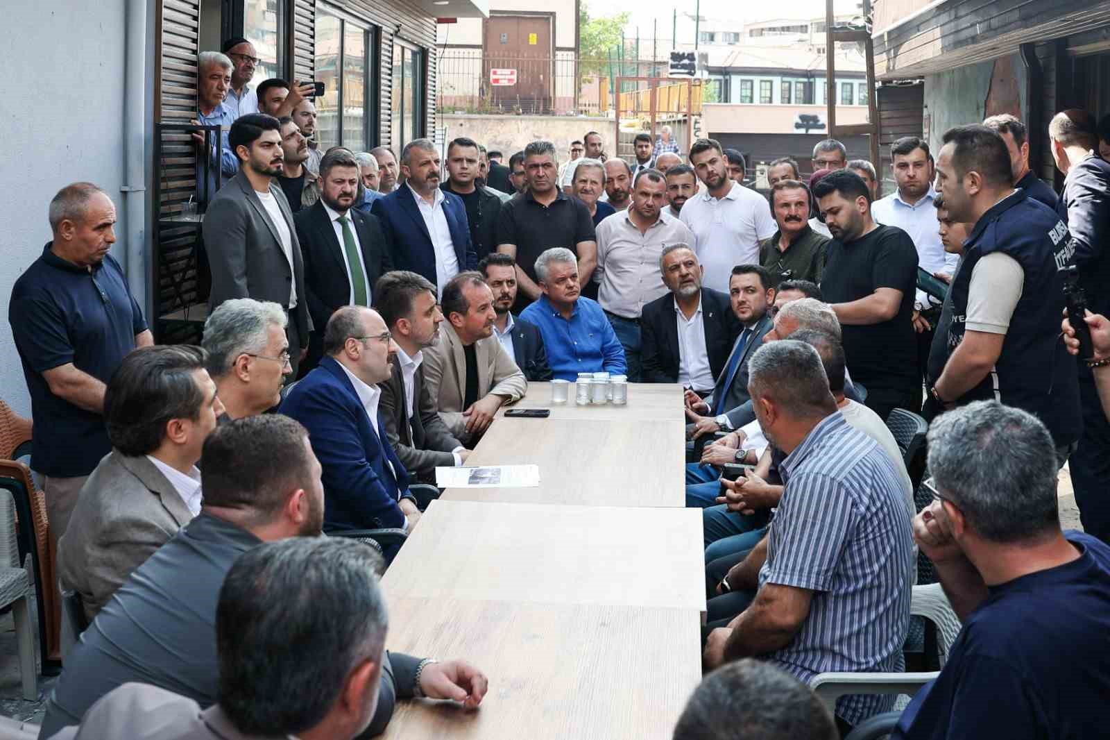 Kayhan Çarşısı’nda yaralar sarılıyor