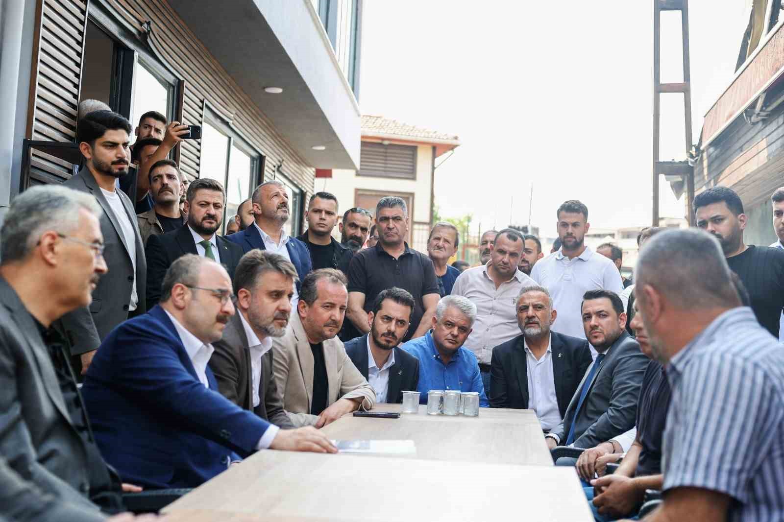 Kayhan Çarşısı’nda yaralar sarılıyor