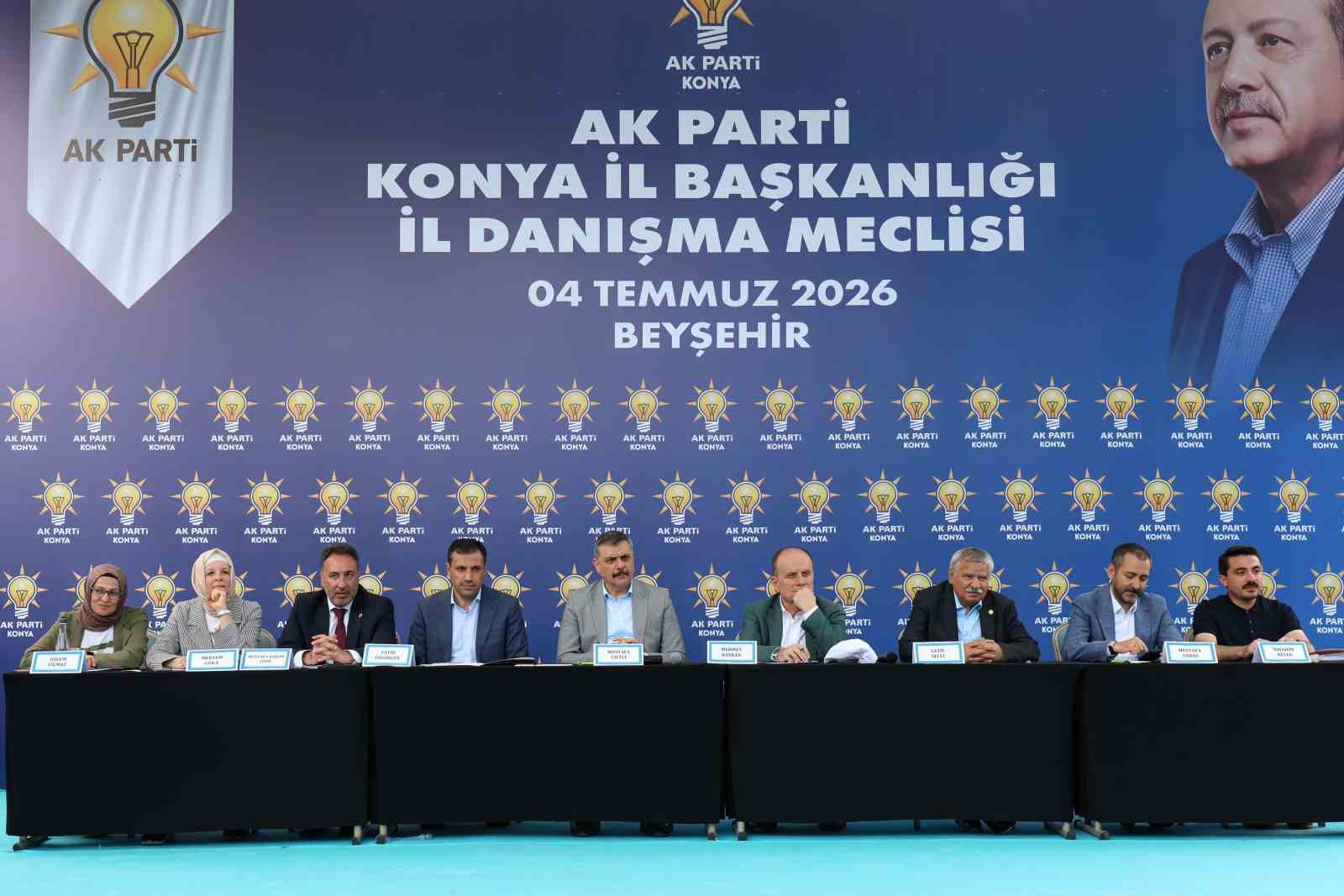 AK Parti Konya İl Danışma Meclisi Toplantısı Bakan Çiftçi’nin katılımıyla gerçekleştirildi