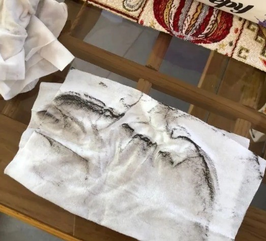 Tekstil fabrikasından yayılan kömür dumanı mahalleliyi canından bezdirdi