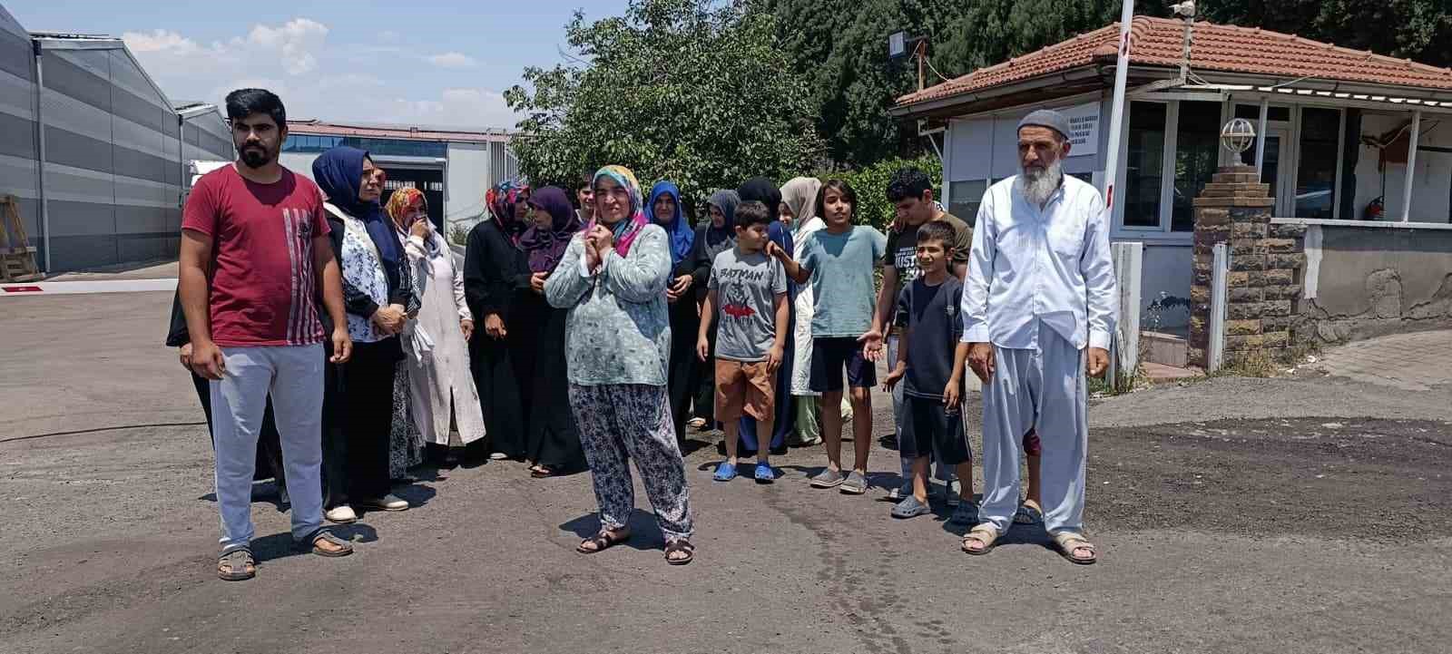 Tekstil fabrikasından yayılan kömür dumanı mahalleliyi canından bezdirdi